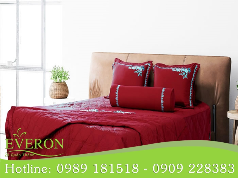 Những yếu tố ảnh hưởng đến giá bộ chăn ga gối đệm cưới