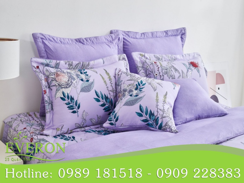 Xu hướng trang trí phòng cưới hiện đại bằng Chăn ga gối đệm cưới màu tím